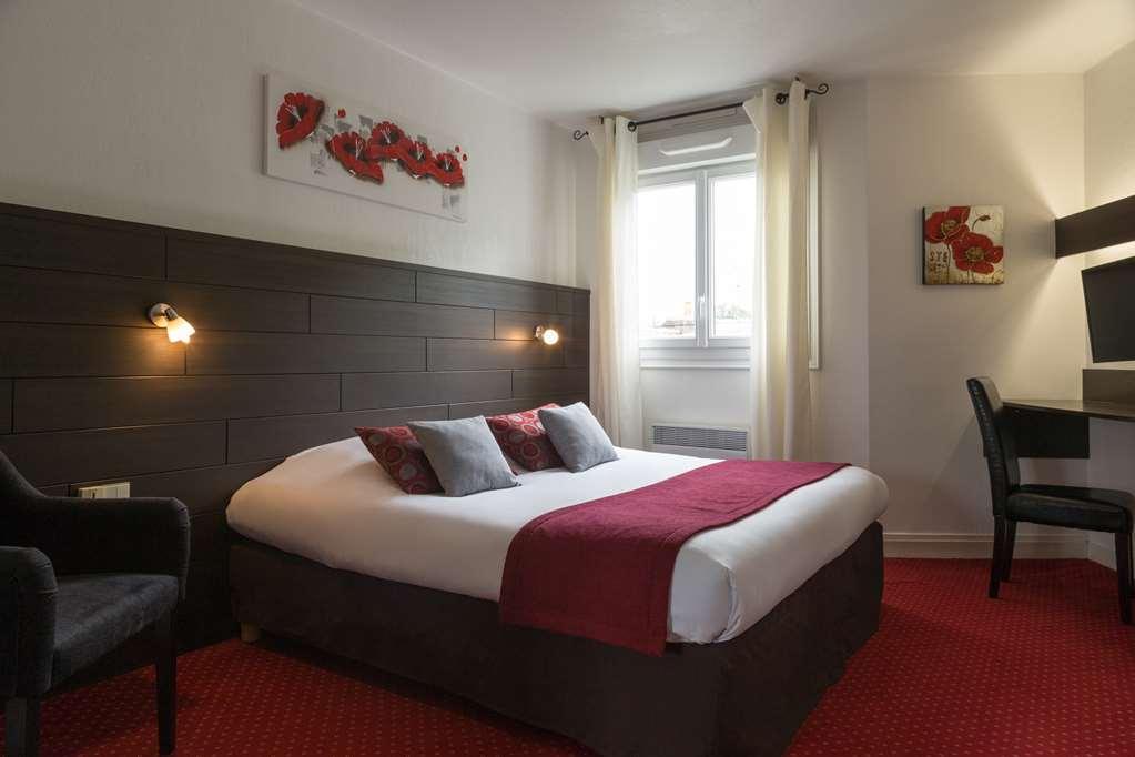 The Originals City, Hotel Du Chateau, Понтиви Номер фото
